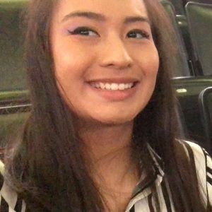 Meet your Posher, Cassi